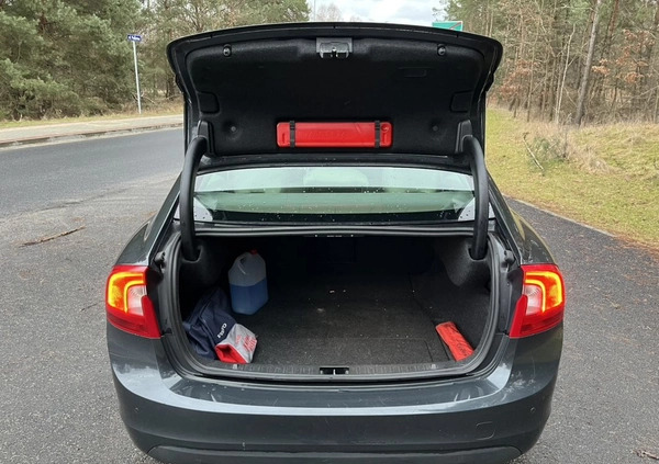 Volvo S60 cena 37500 przebieg: 175500, rok produkcji 2010 z Kędzierzyn-Koźle małe 254